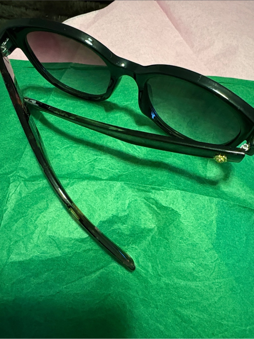 Black Women's Sunglasses - Foster Grant